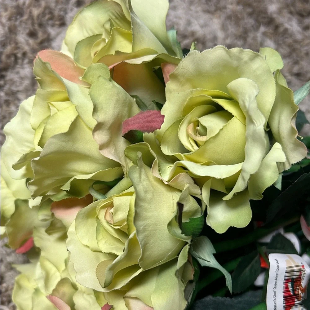 Artificial Yellow greenish Roses Bouquet